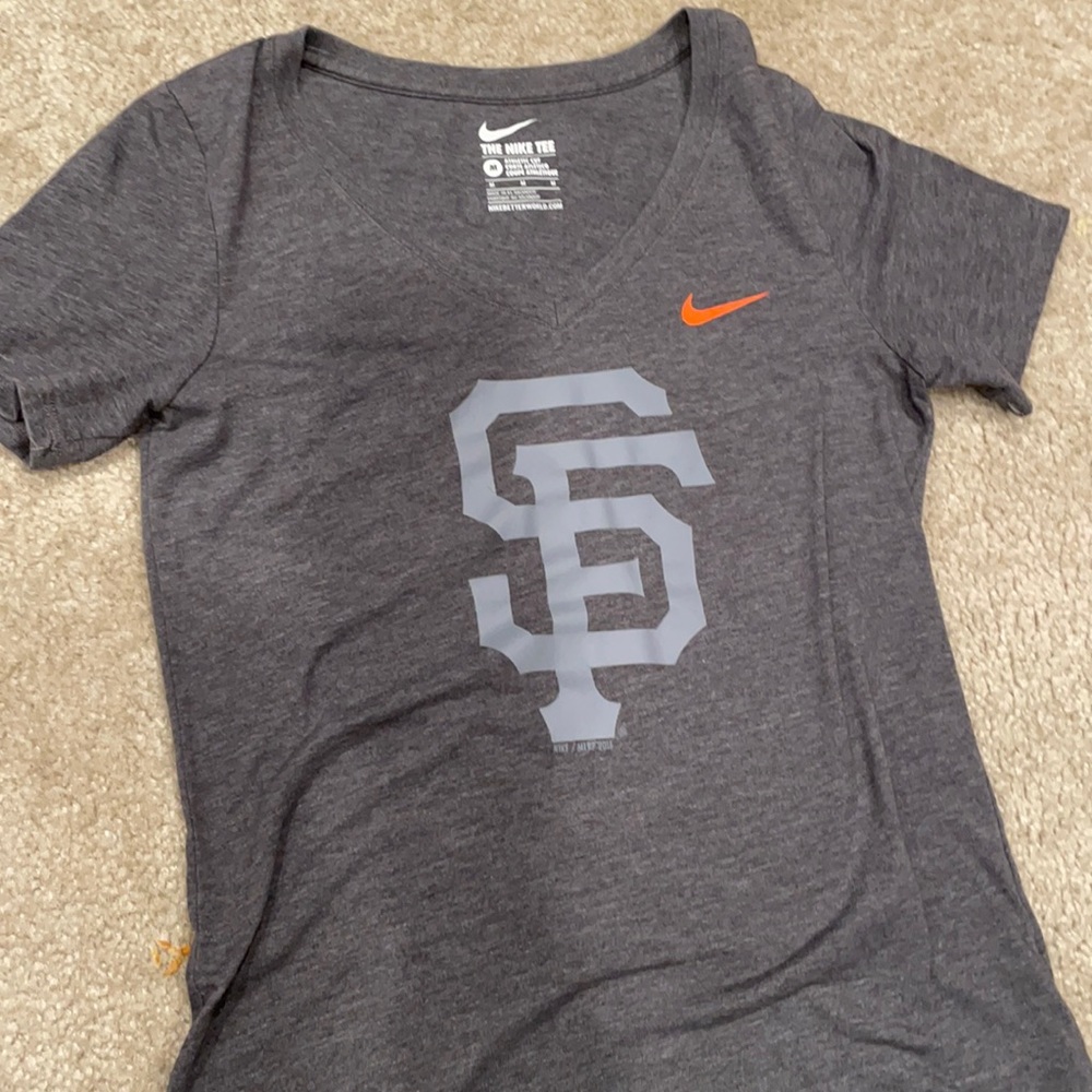 Nike MLB SF Giants gray v neck t shirt